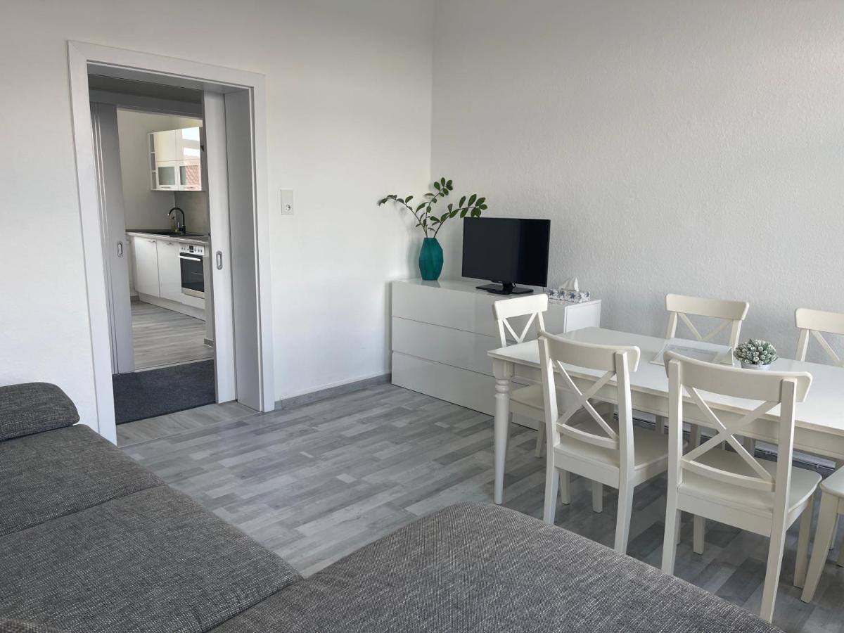 Moderne 4 Zimmer Apartment Mit Bergblick Stadtzentrum Contactless Check-In Gehrden  Exterior foto