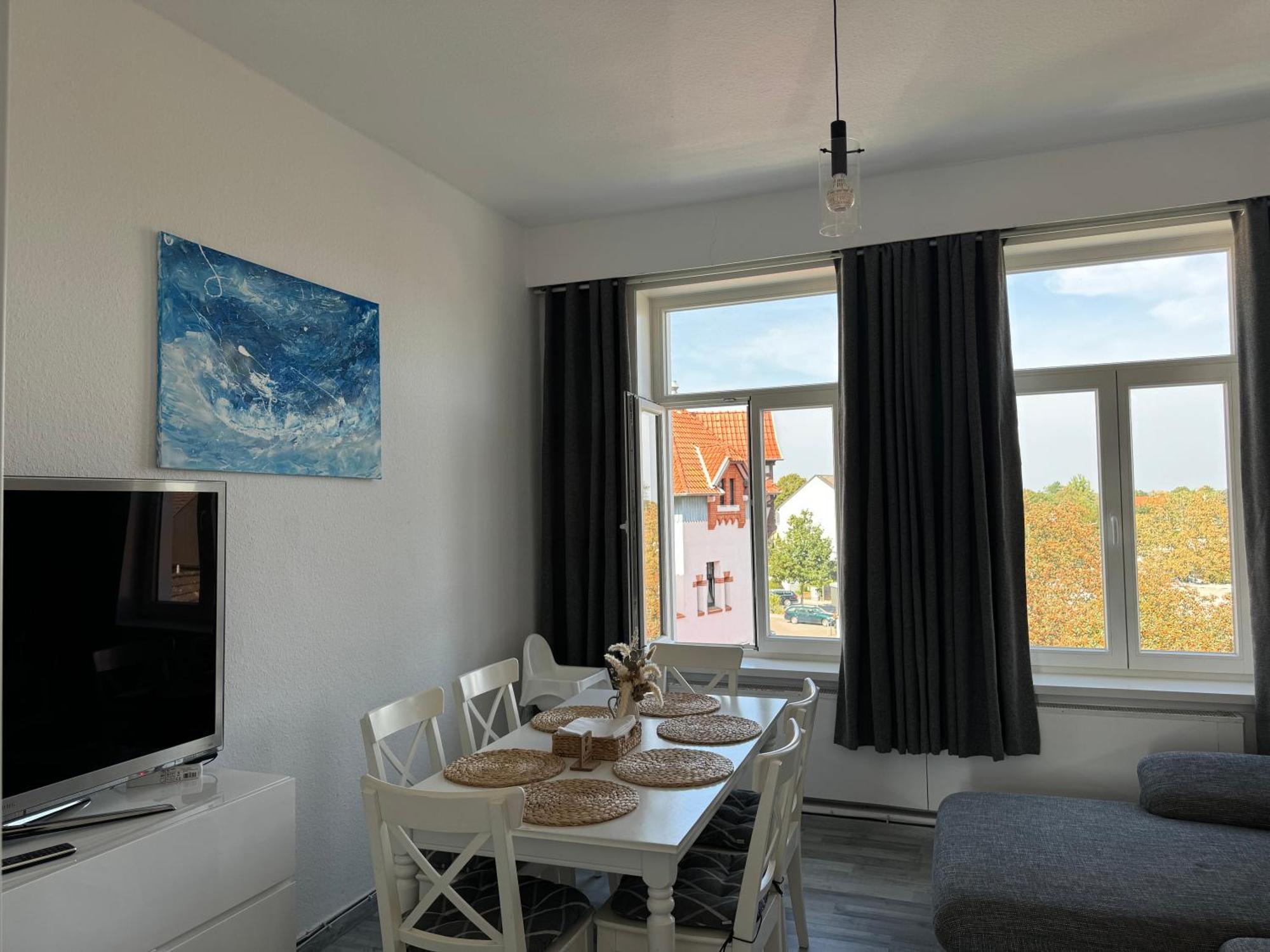 Moderne 4 Zimmer Apartment Mit Bergblick Stadtzentrum Contactless Check-In Gehrden  Exterior foto